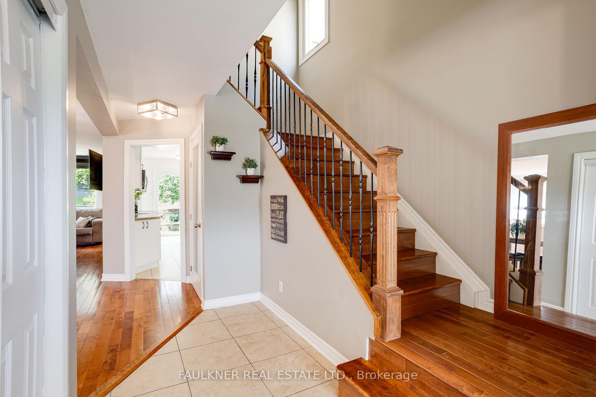 Photo 13 of 82 Fair Oaks Crescent, Ottawa, Craig Henry/Woodvale — HOMEH