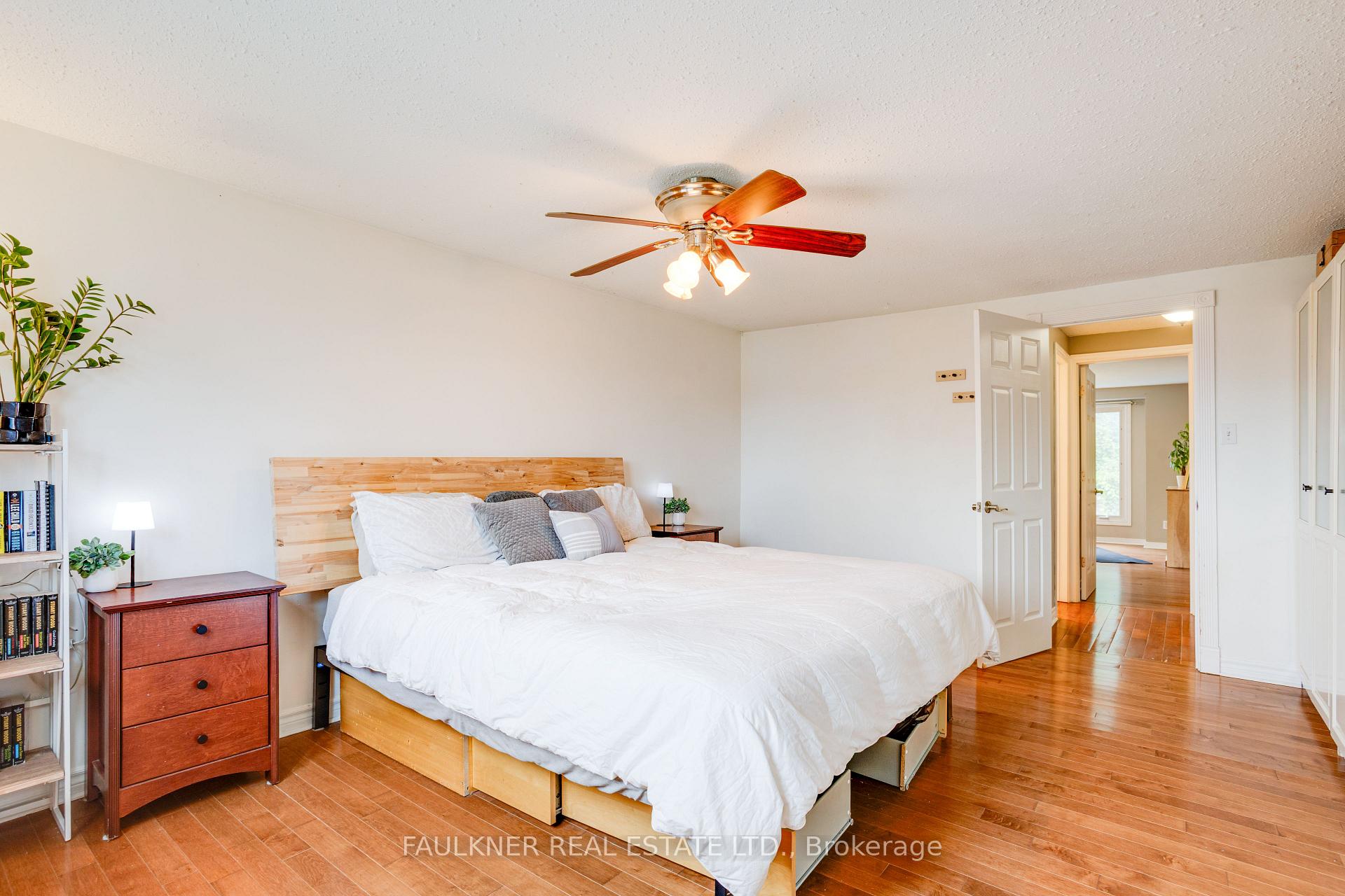 Photo 35 of 82 Fair Oaks Crescent, Ottawa, Craig Henry/Woodvale — HOMEH