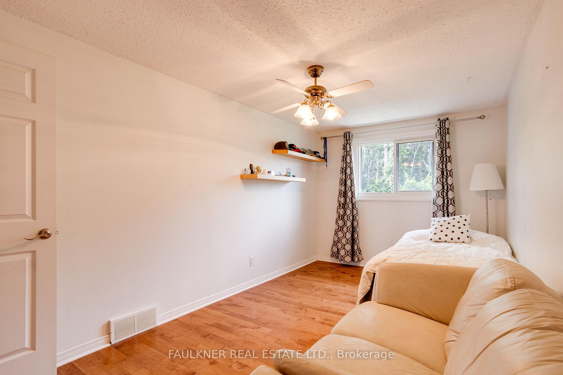 Photo 42 of 82 Fair Oaks Crescent, Ottawa, Craig Henry/Woodvale — HOMEH