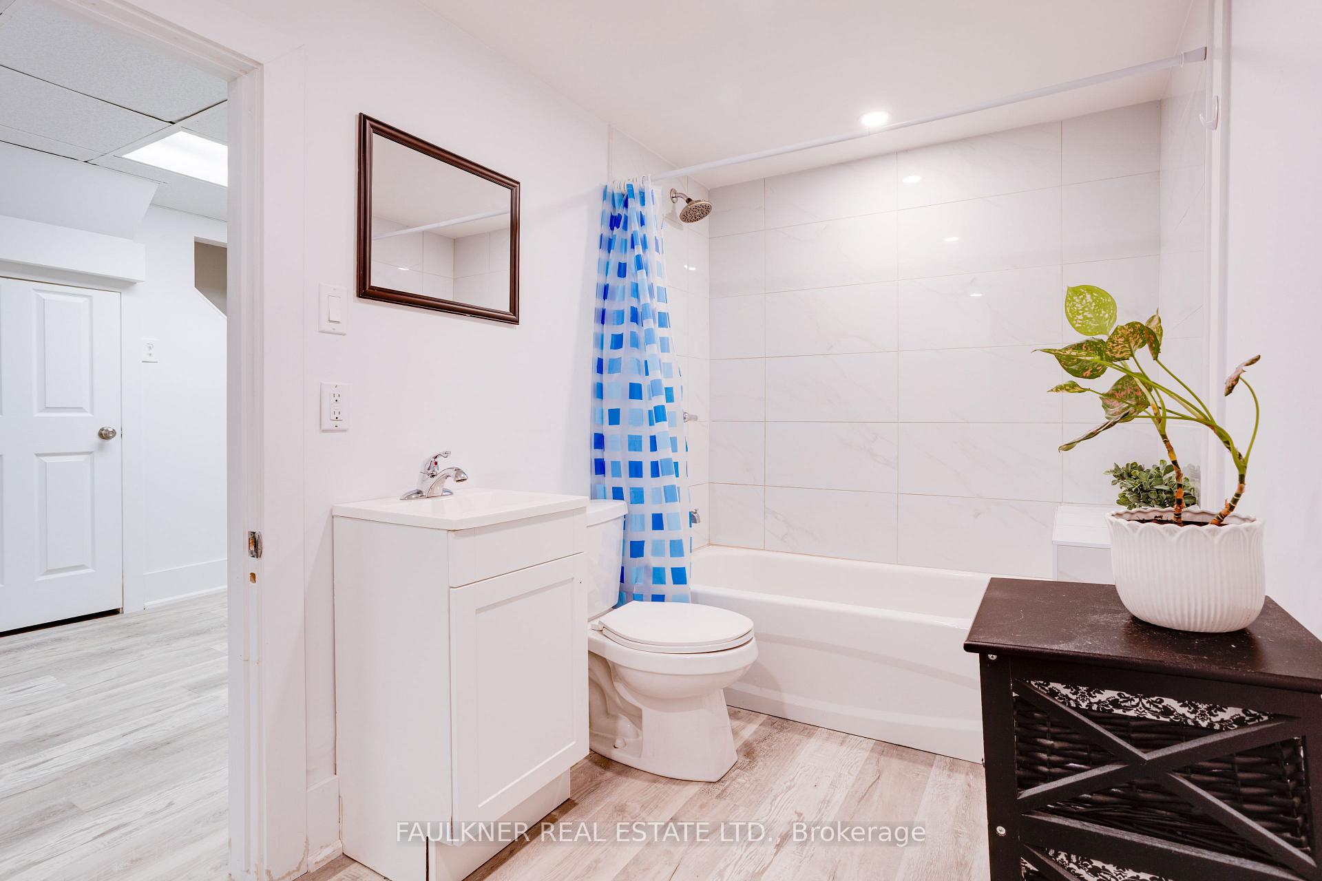 Photo 48 of 82 Fair Oaks Crescent, Ottawa, Craig Henry/Woodvale — HOMEH