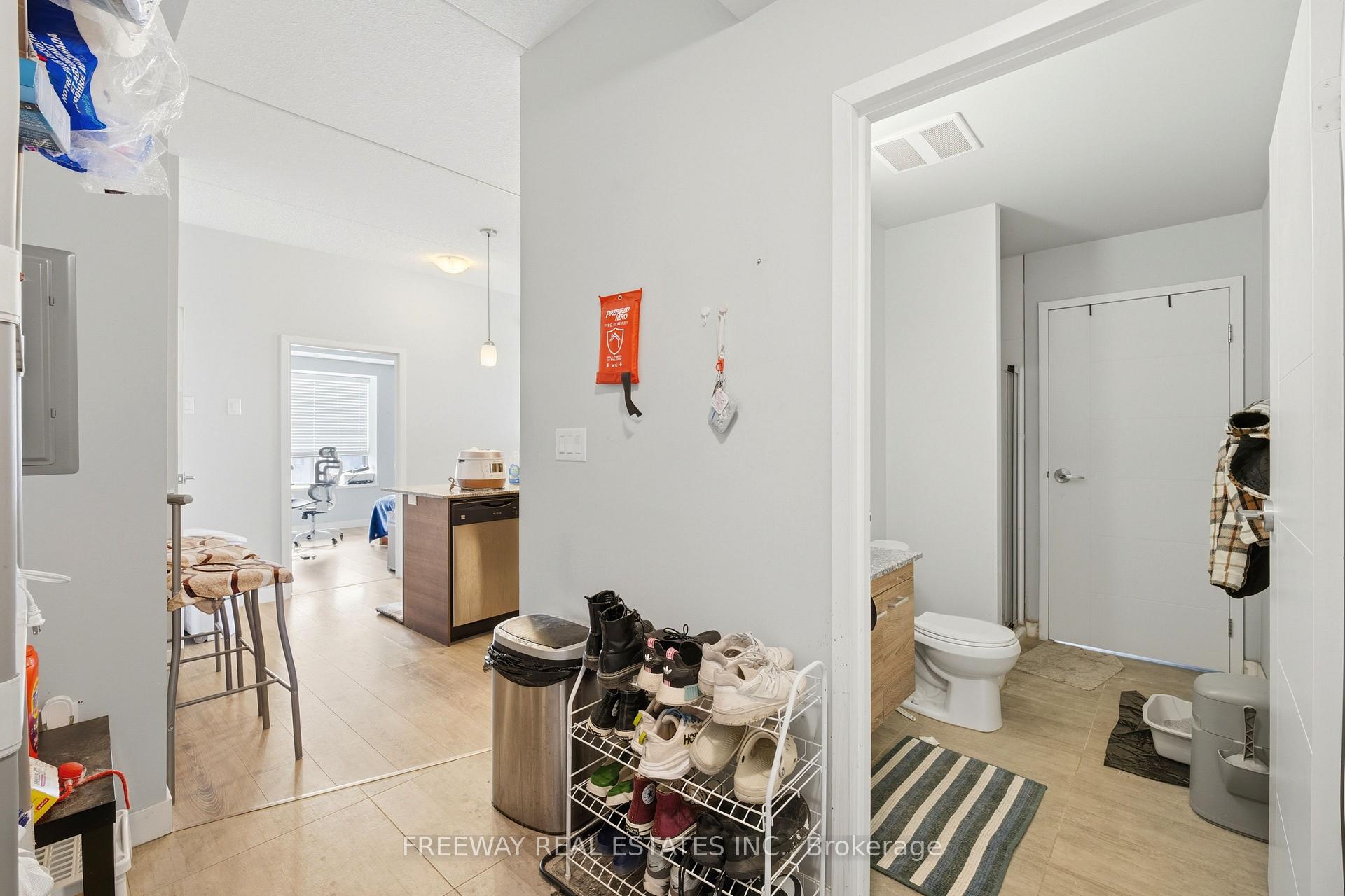 Photo 6 of Unit 1910, 318 Spruce Street, Waterloo, Beechwood/University — HOMEH