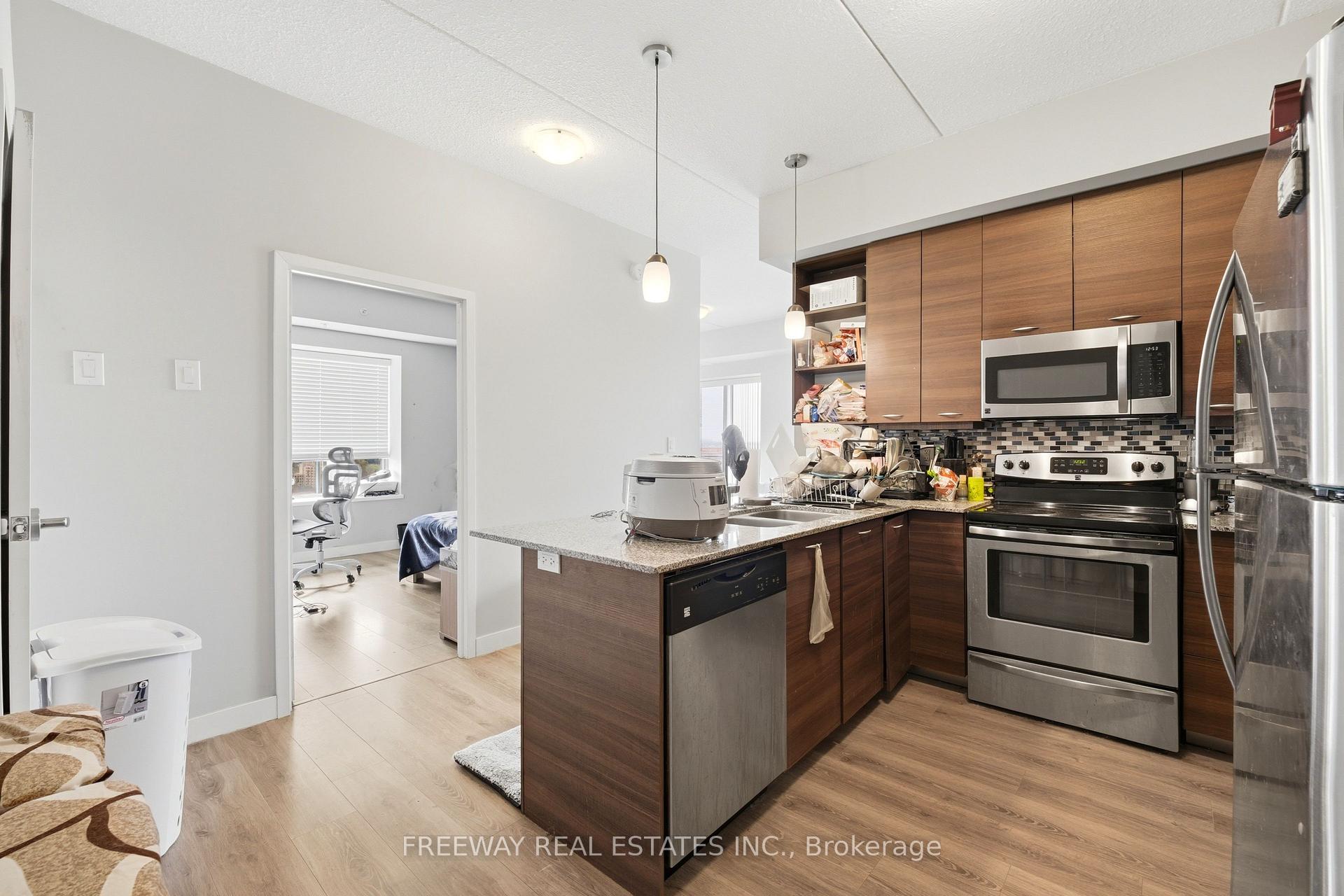 Photo 10 of Unit 1910, 318 Spruce Street, Waterloo, Beechwood/University — HOMEH