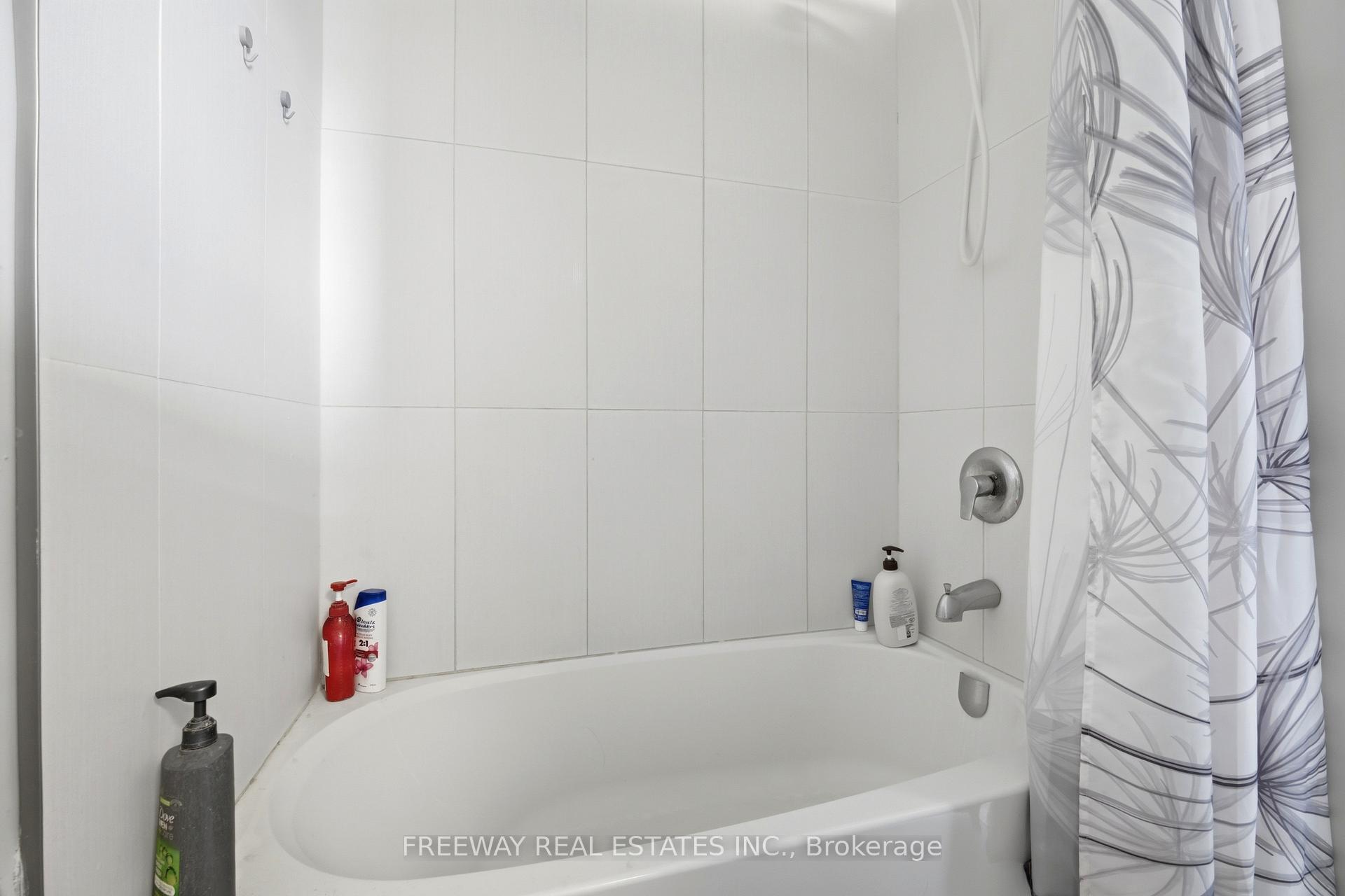 Photo 19 of Unit 1910, 318 Spruce Street, Waterloo, Beechwood/University — HOMEH