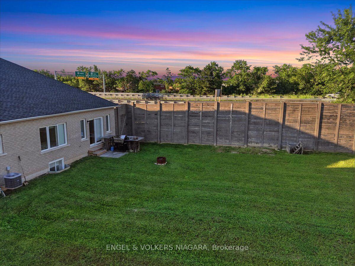 Photo 62 of 117 Juneberry Road, Thorold, Confederation Heights — HOMEH