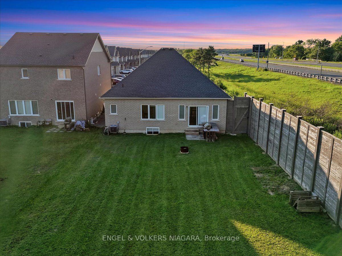 Photo 63 of 117 Juneberry Road, Thorold, Confederation Heights — HOMEH