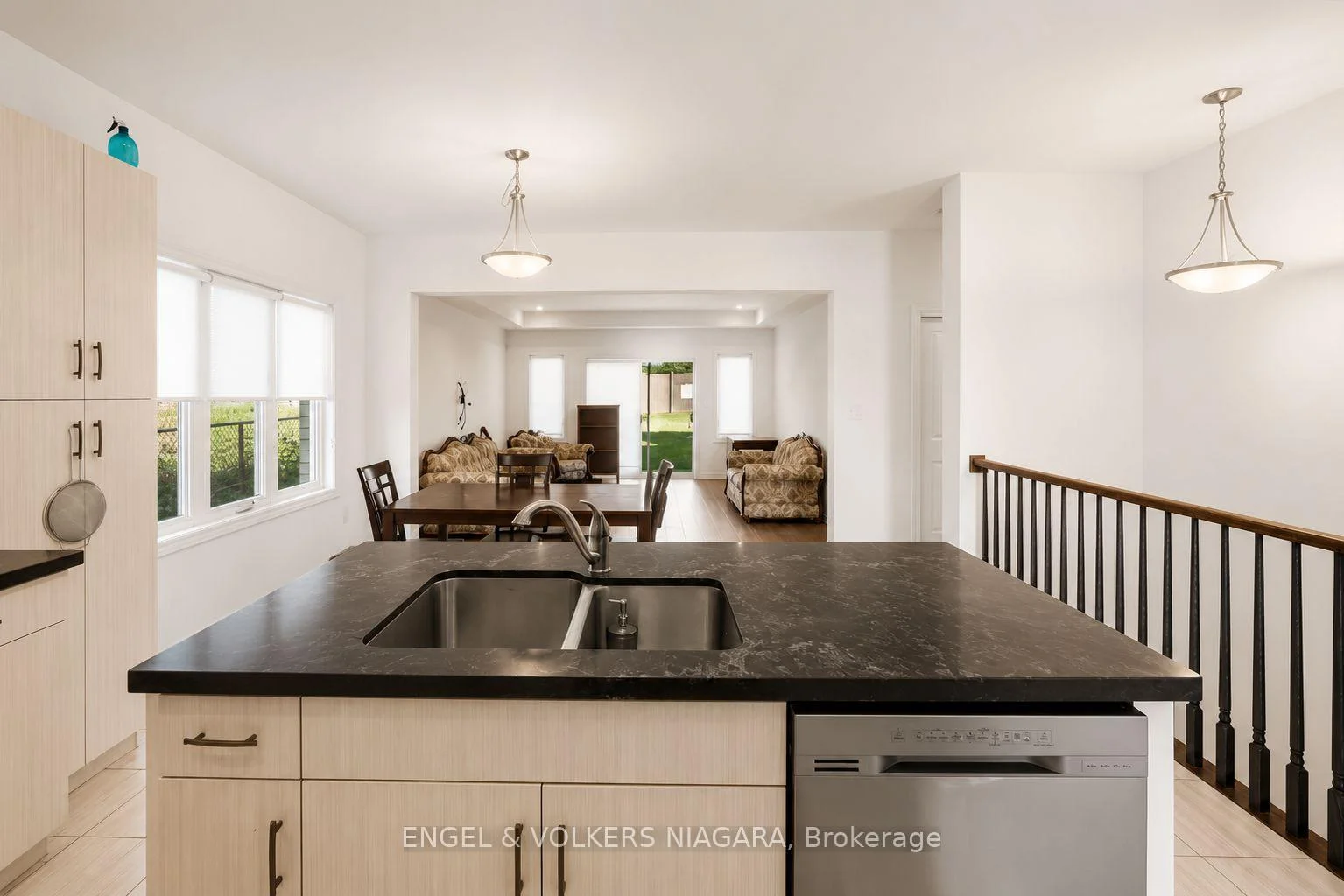 Photo 16 of 117 Juneberry Road, Thorold, Confederation Heights — HOMEH