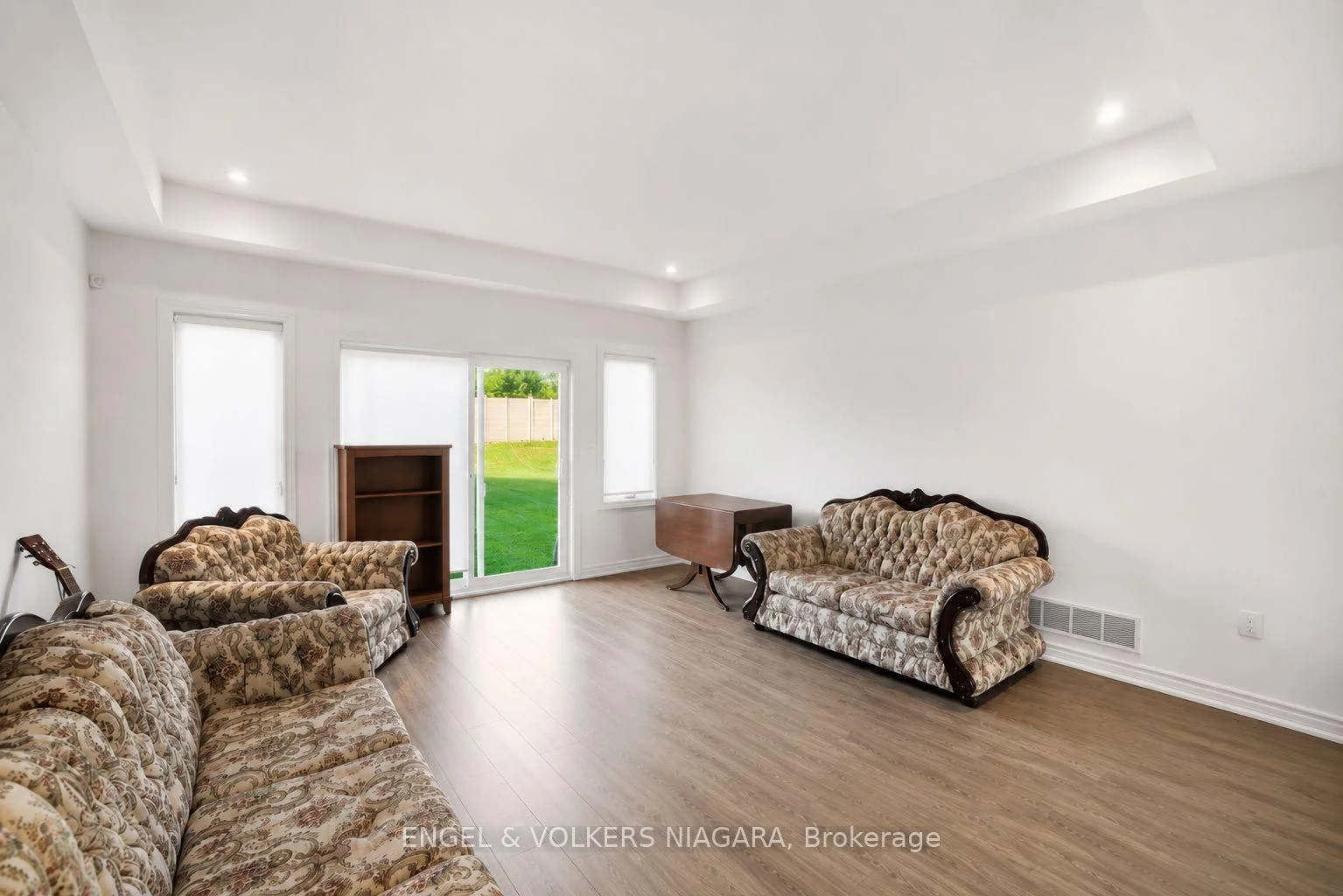 Photo 17 of 117 Juneberry Road, Thorold, Confederation Heights — HOMEH