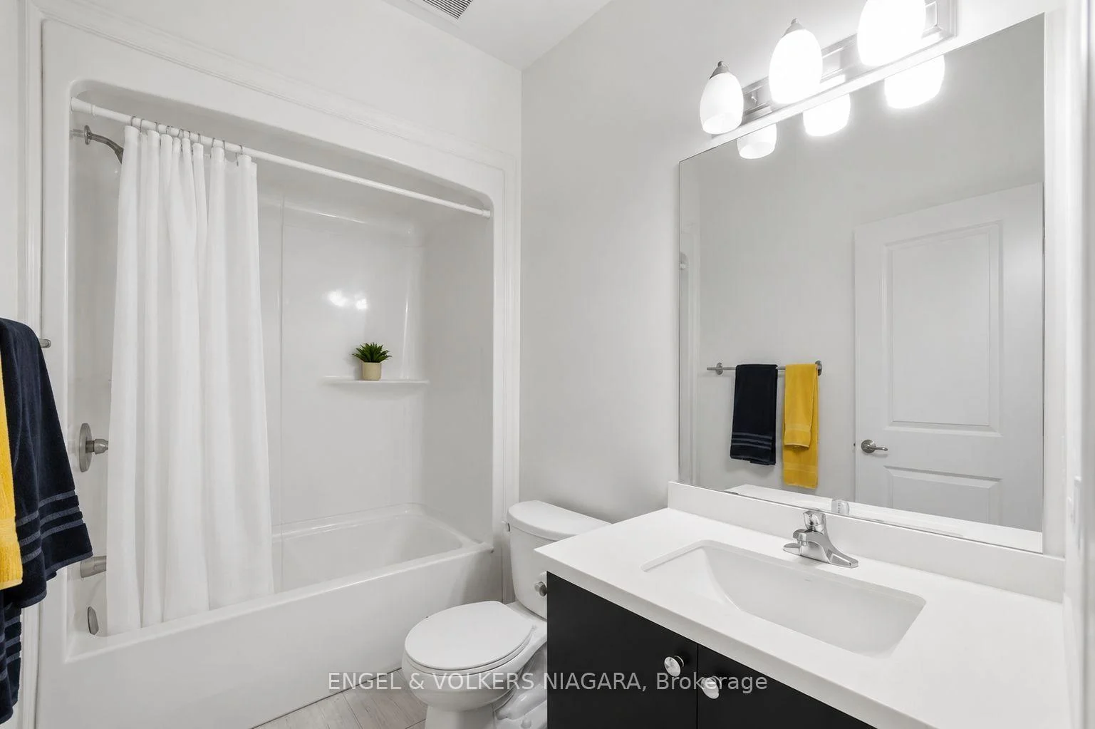 Photo 26 of 117 Juneberry Road, Thorold, Confederation Heights — HOMEH