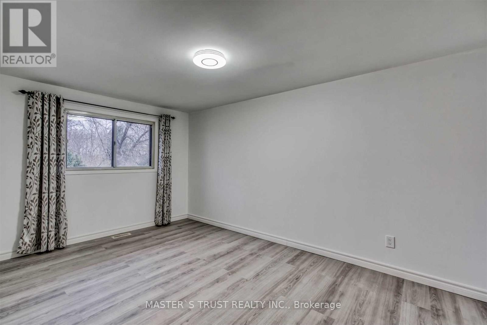 Photo 10 of Unit Main, 1473 Freeport Drive, Mississauga, Erindale — HOMEH