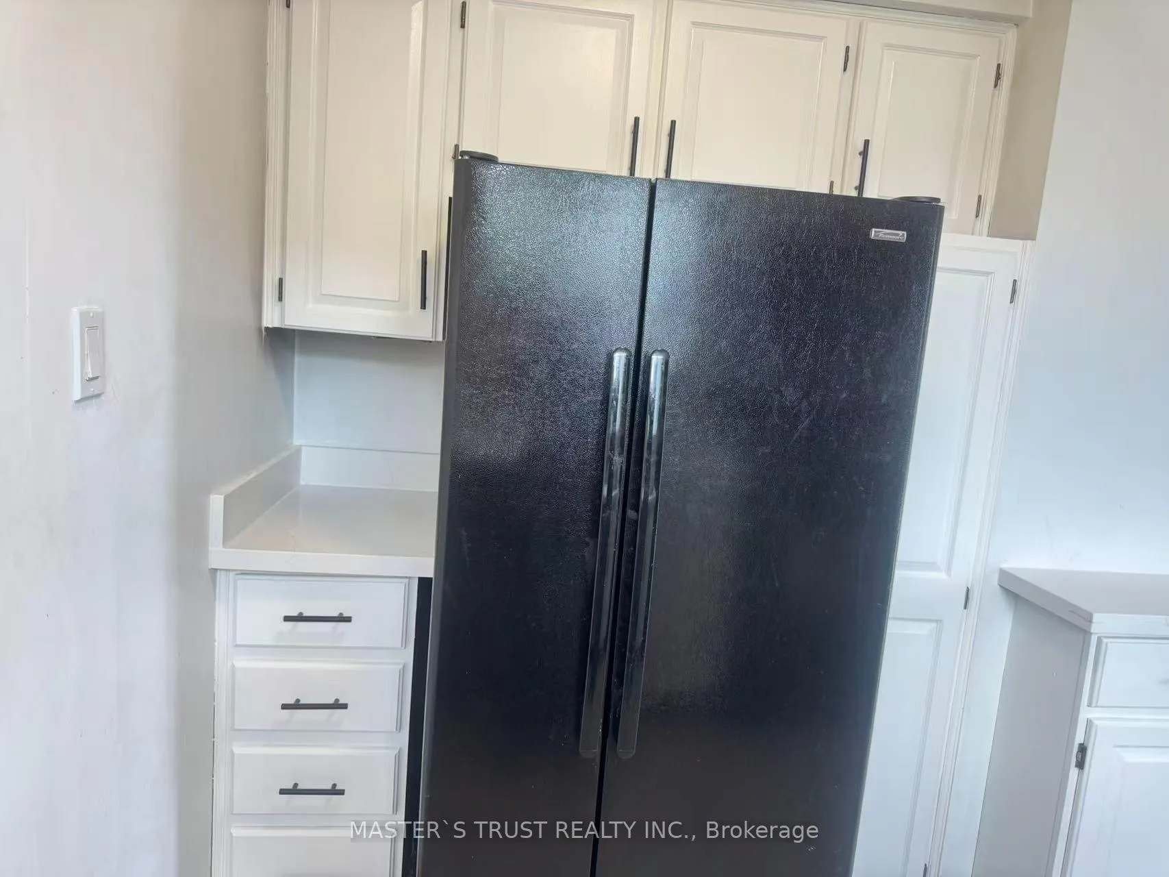 Photo 8 of Unit Main, 1473 Freeport Drive, Mississauga, Erindale — HOMEH