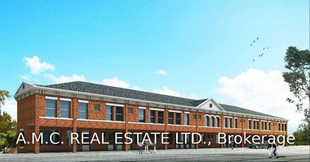 Front of Unit 303, 15 Brenda Boulevard