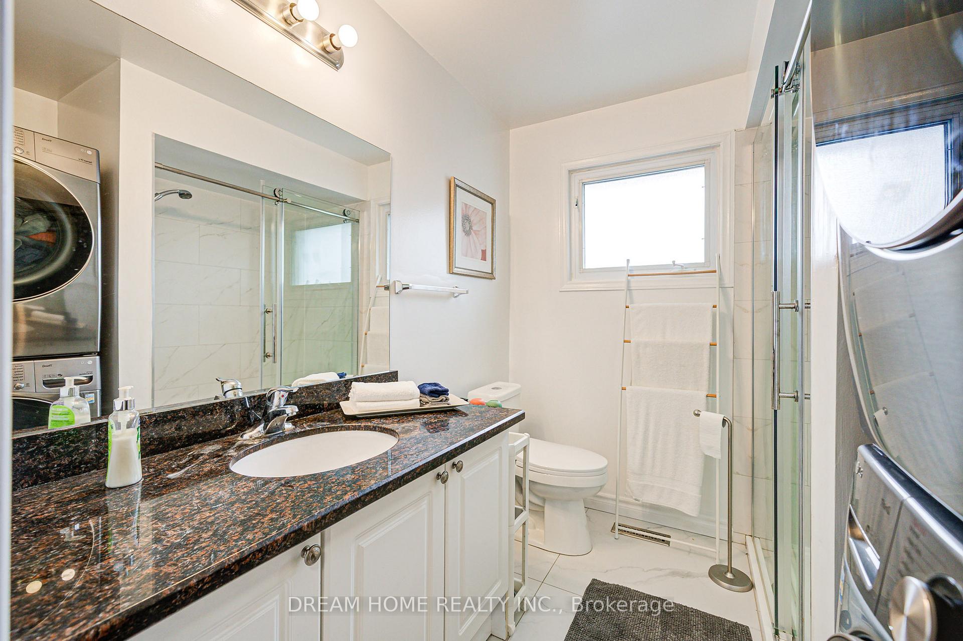 Photo 13 of 98 Weldrick Road W, Richmond Hill, North Richvale — HOMEH