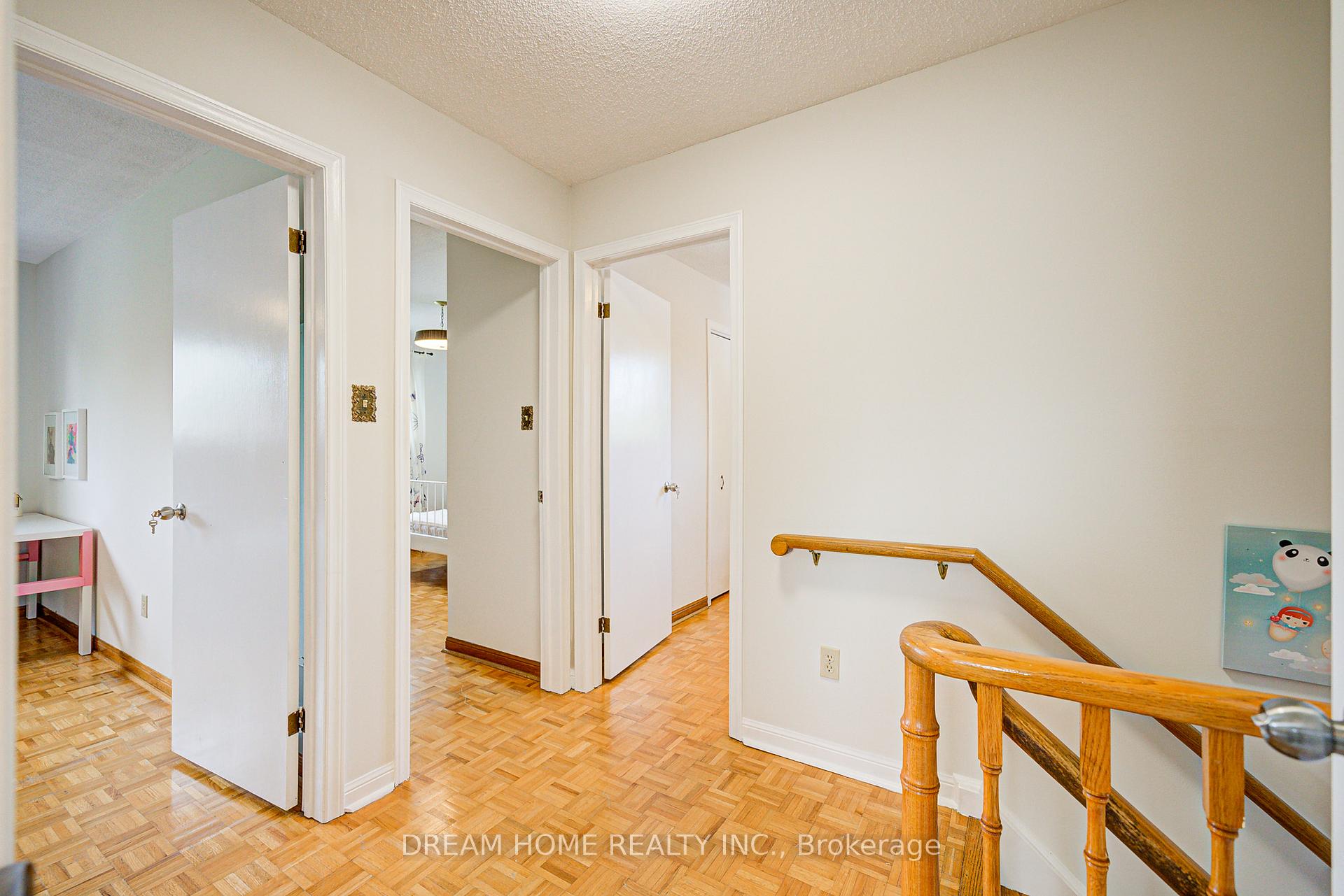 Photo 16 of 98 Weldrick Road W, Richmond Hill, North Richvale — HOMEH