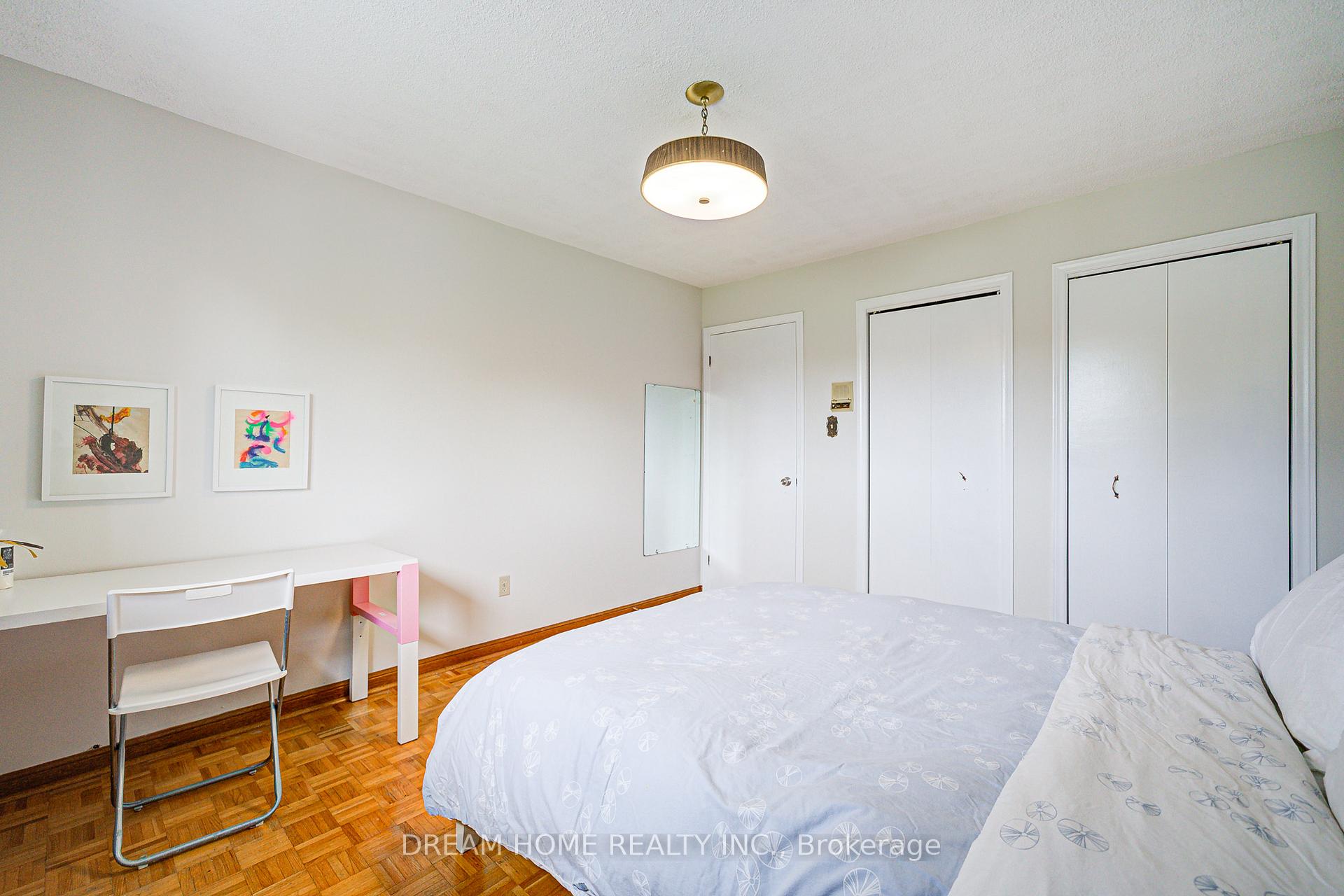 Photo 18 of 98 Weldrick Road W, Richmond Hill, North Richvale — HOMEH