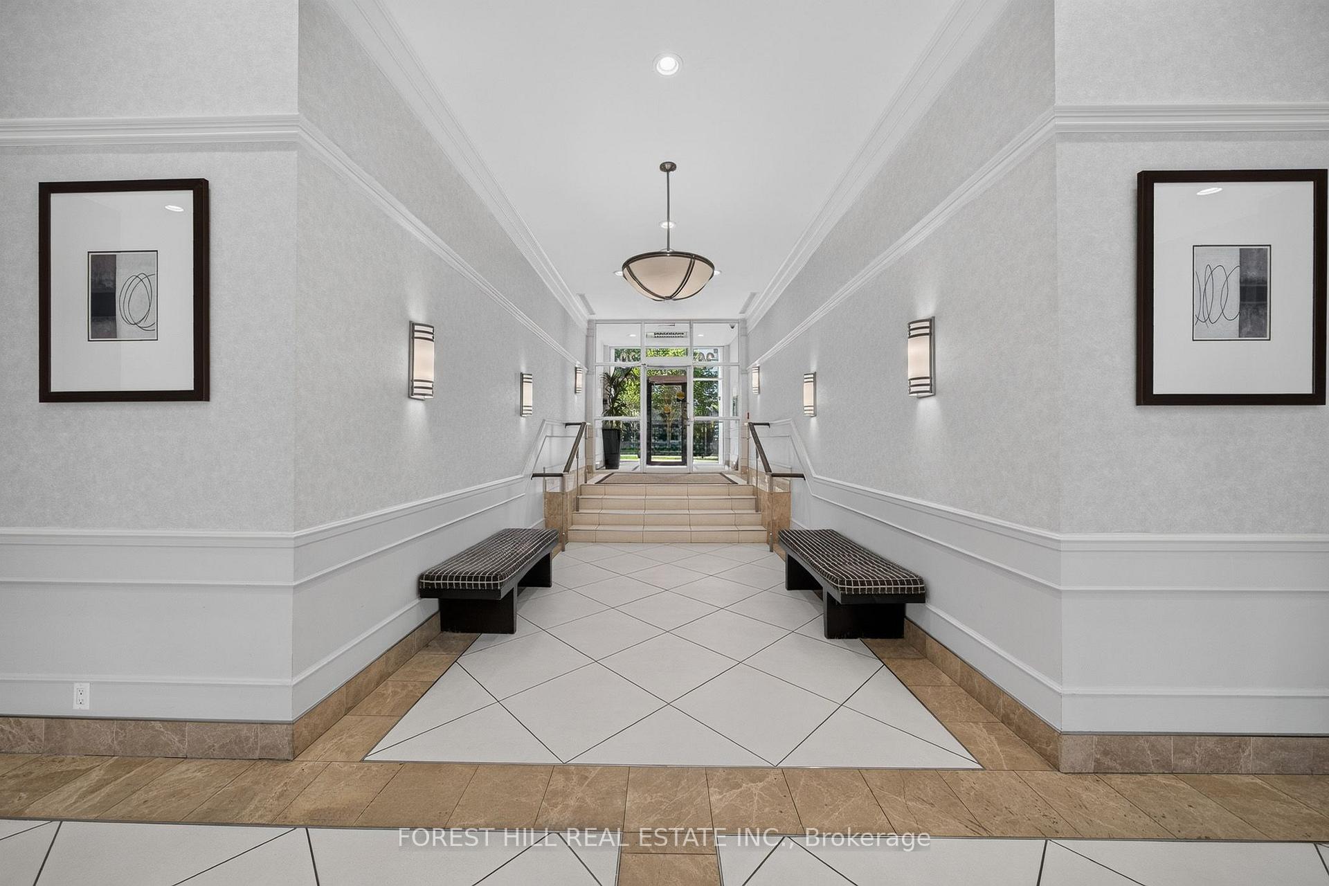 Photo 4 of Unit 514, 20 North Park Road, Vaughan, Beverley Glen — HOMEH