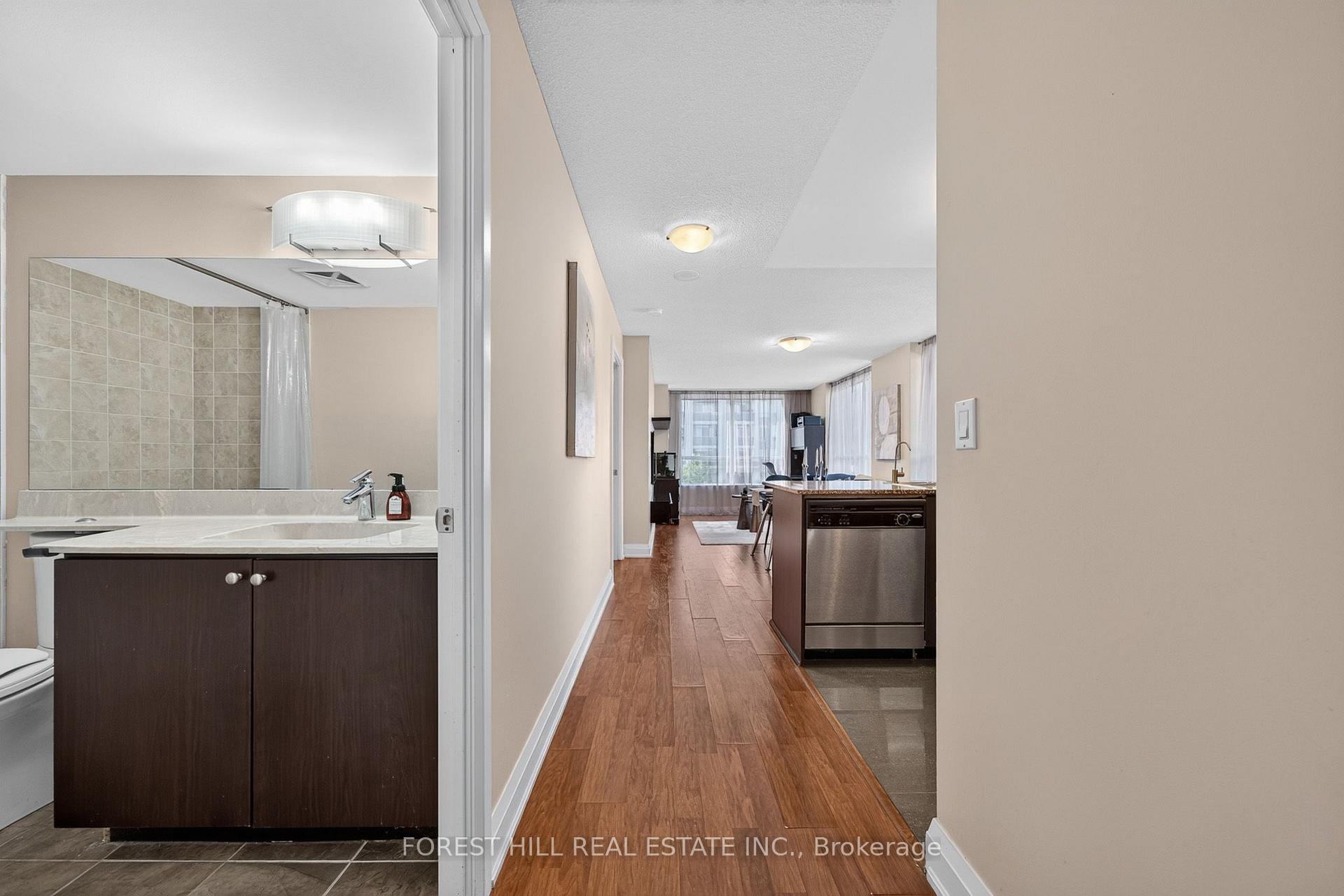 Photo 20 of Unit 514, 20 North Park Road, Vaughan, Beverley Glen — HOMEH