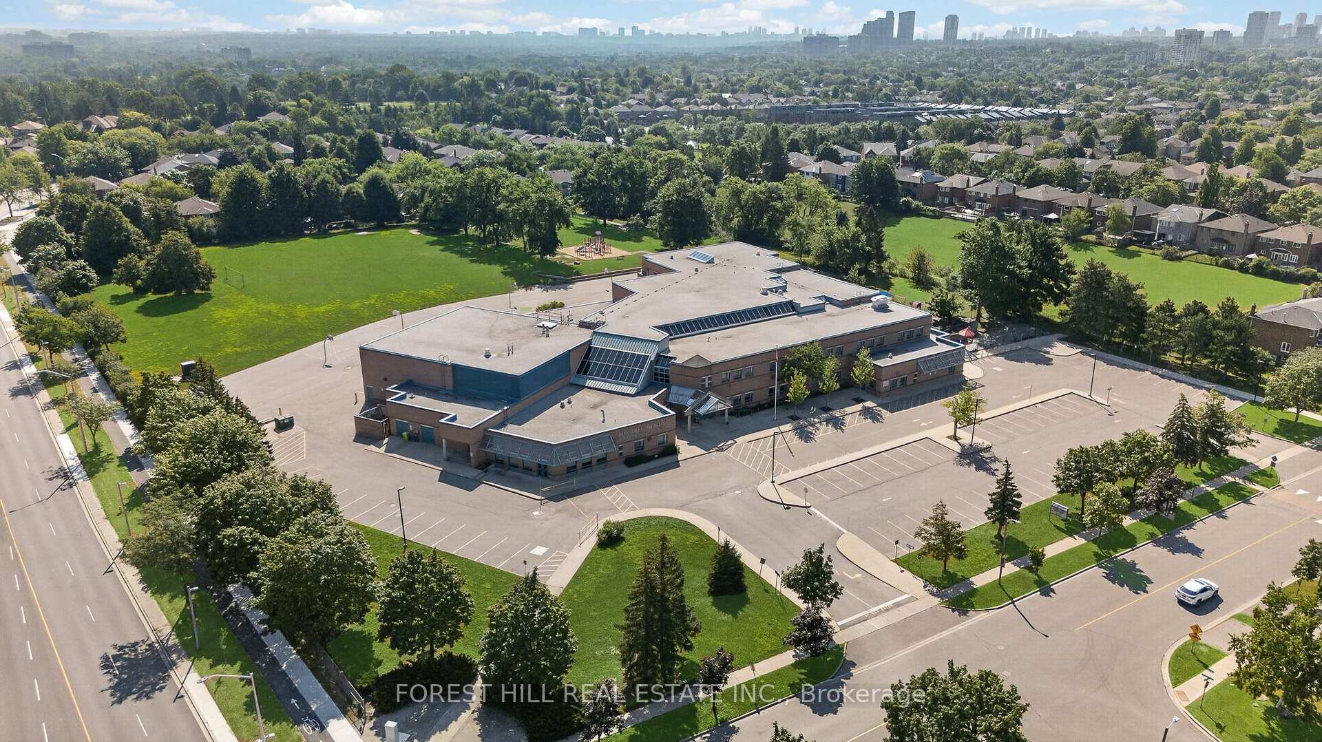 Photo 46 of Unit 514, 20 North Park Road, Vaughan, Beverley Glen — HOMEH
