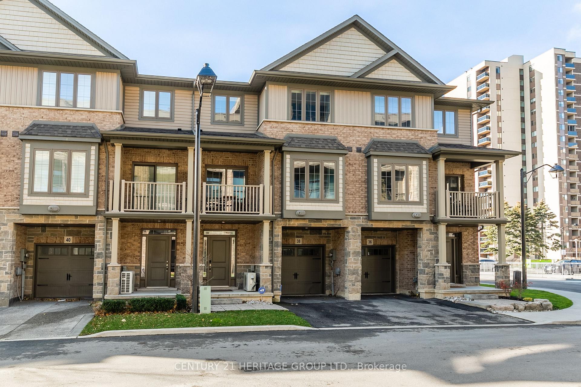 Front of 38 Southshore Crescent