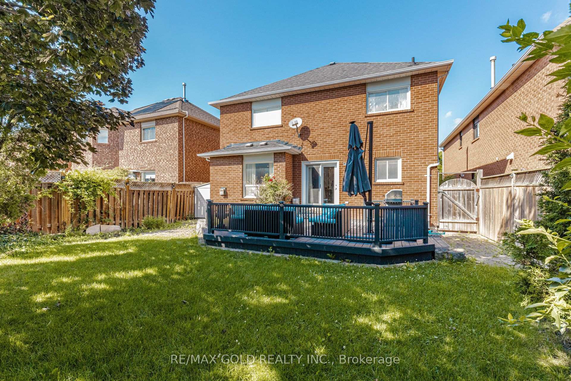 Photo 47 of 93 Lauchlin Crescent, Halton Hills, Georgetown — HOMEH