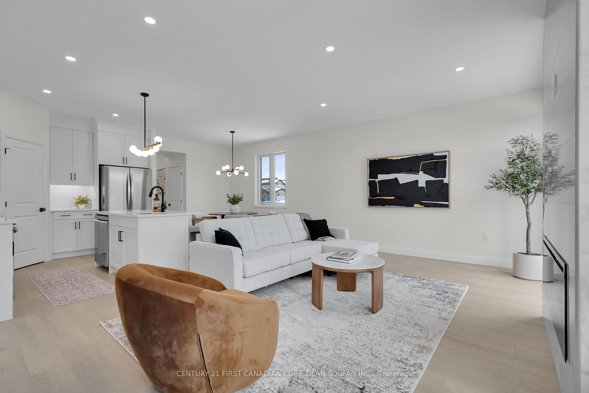 Photo 10 of 877 Catalpa Square, London, North E — HOMEH