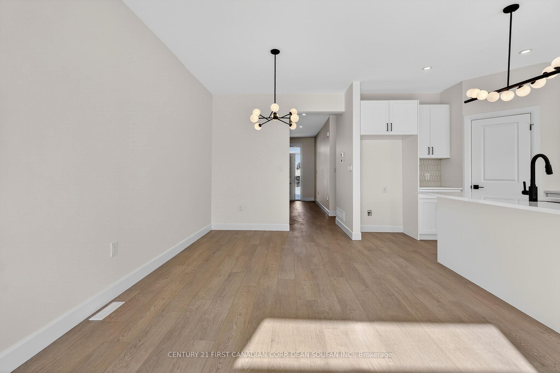Photo 14 of 875 Catalpa Square, London, North E — HOMEH