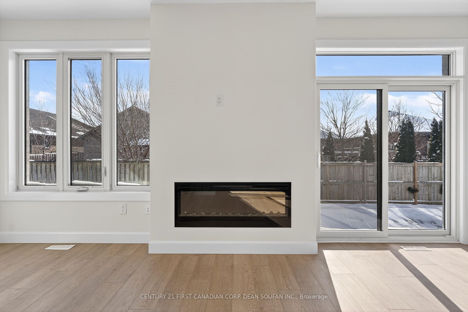 Photo 17 of 875 Catalpa Square, London, North E — HOMEH