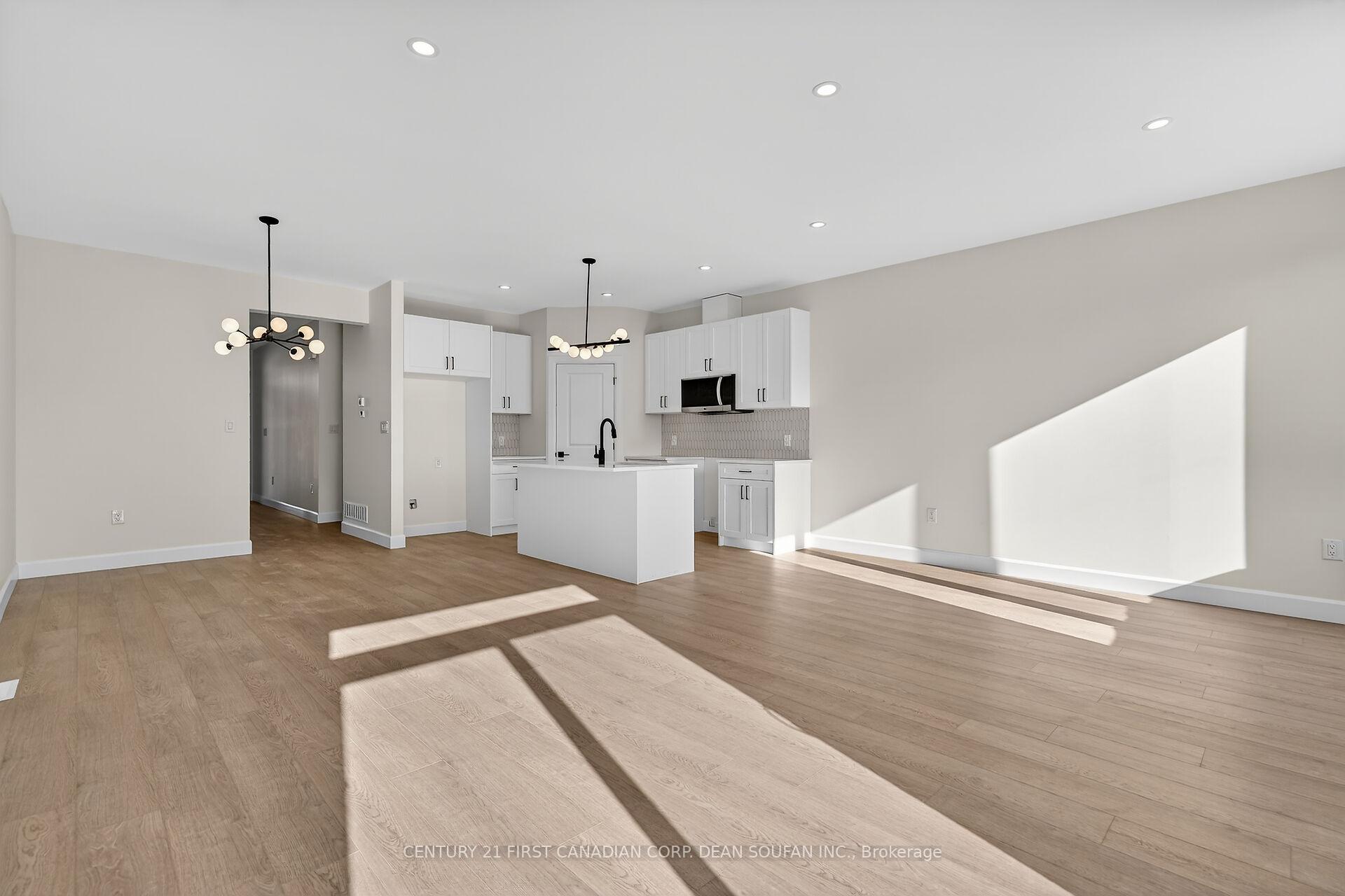 Photo 18 of 875 Catalpa Square, London, North E — HOMEH