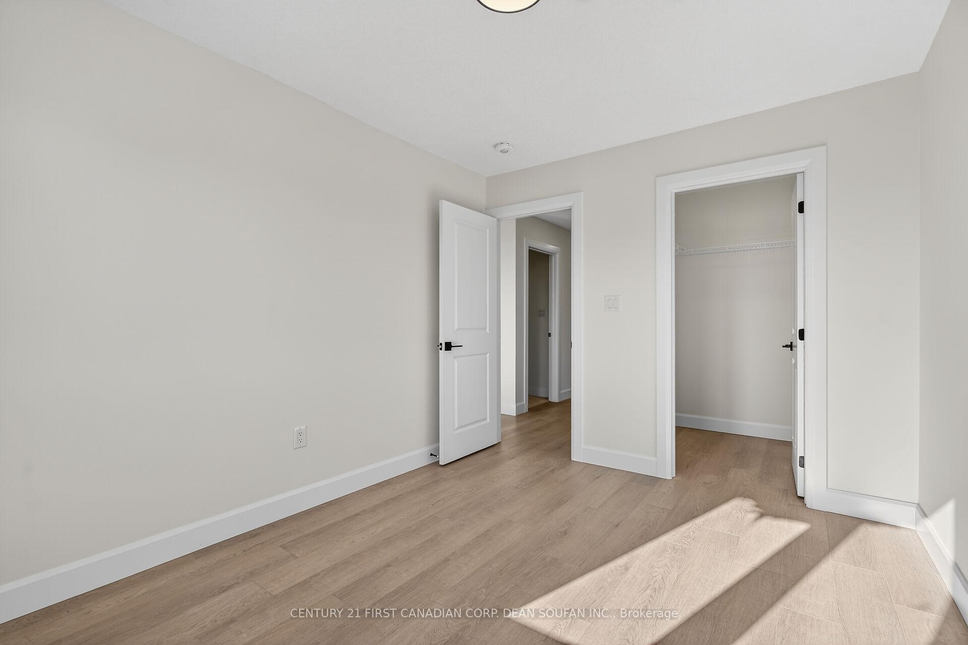 Photo 31 of 875 Catalpa Square, London, North E — HOMEH