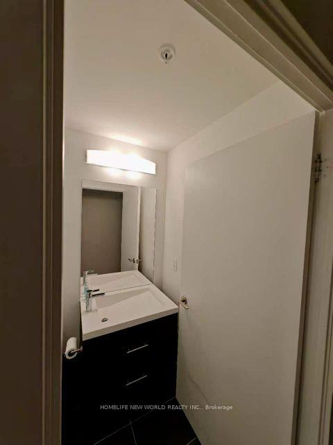 Photo 9 of Unit 2304, 30 Nelson Street, Toronto, Waterfront Communities — HOMEH