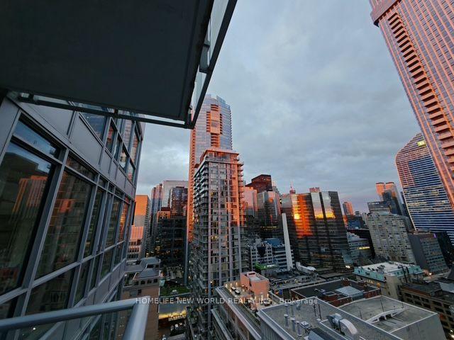 Photo 13 of Unit 2304, 30 Nelson Street, Toronto, Waterfront Communities — HOMEH