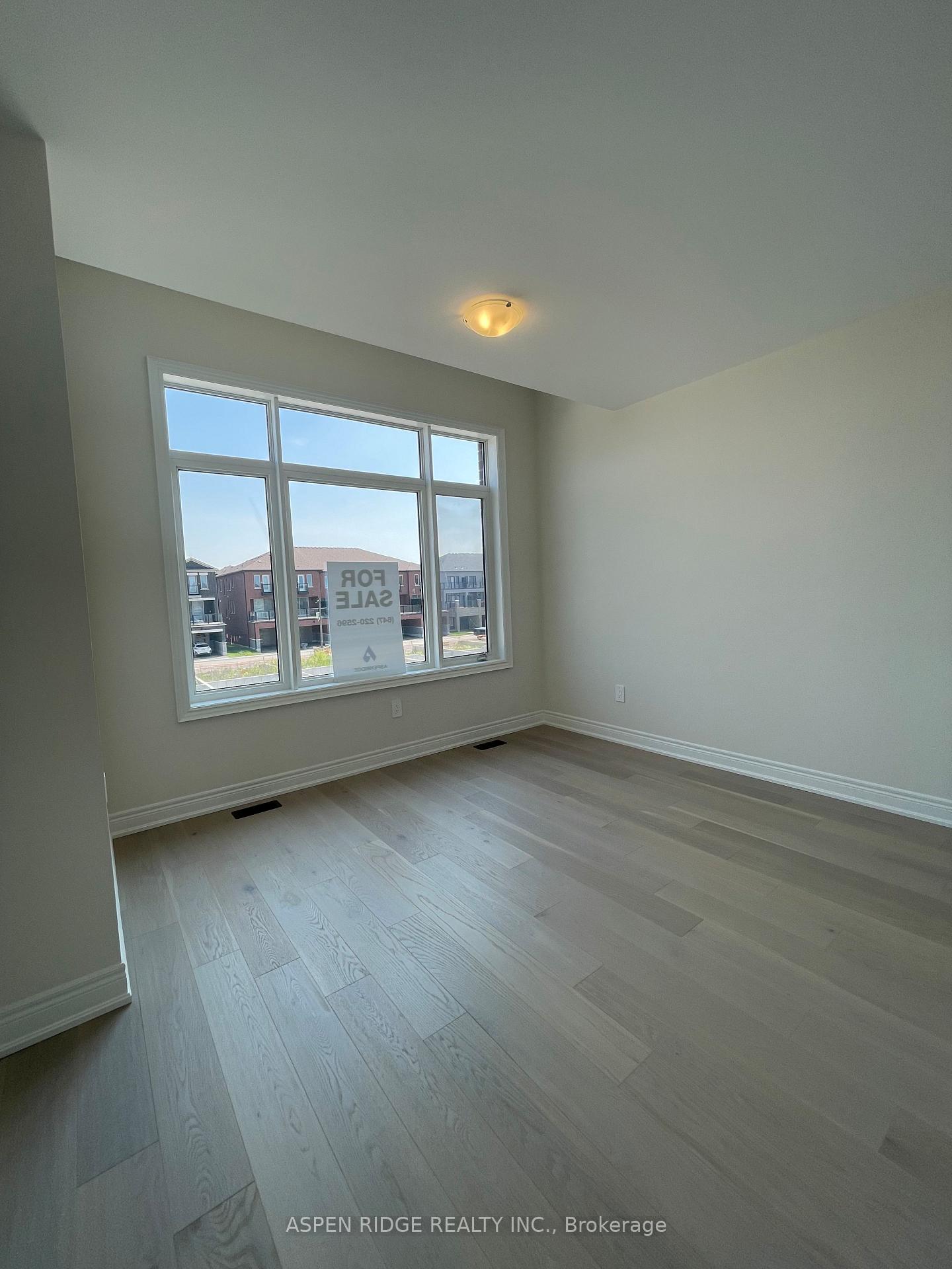 Photo 35 of 46 Lucy Pick Avenue, Markham, Rural Markham — HOMEH