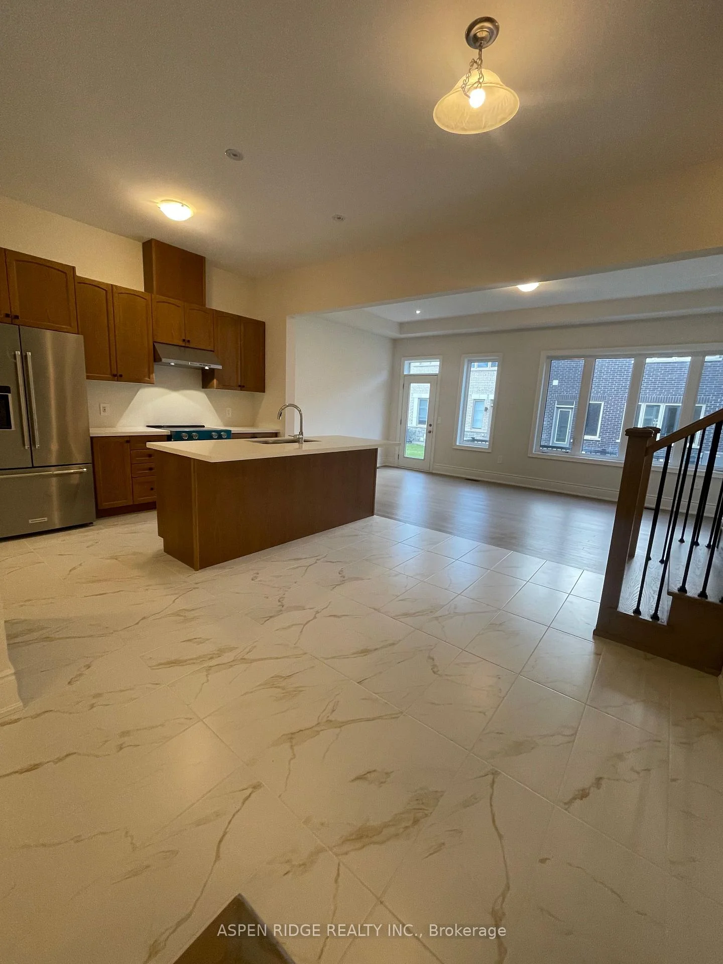 Photo 8 of 46 Lucy Pick Avenue, Markham, Rural Markham — HOMEH