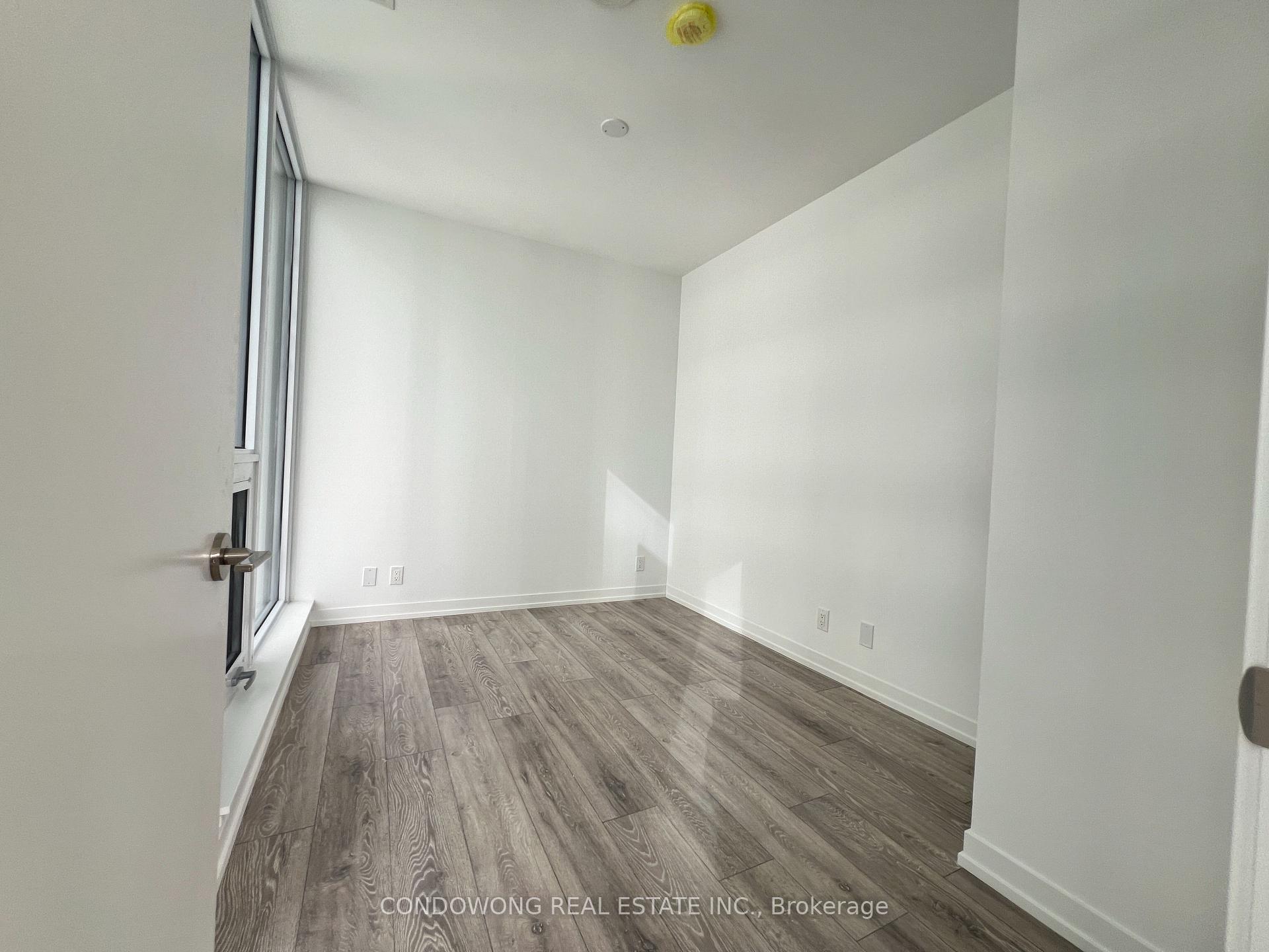 Photo 5 of Unit 2705, 55 Mercer Street, Toronto, Waterfront Communities — HOMEH