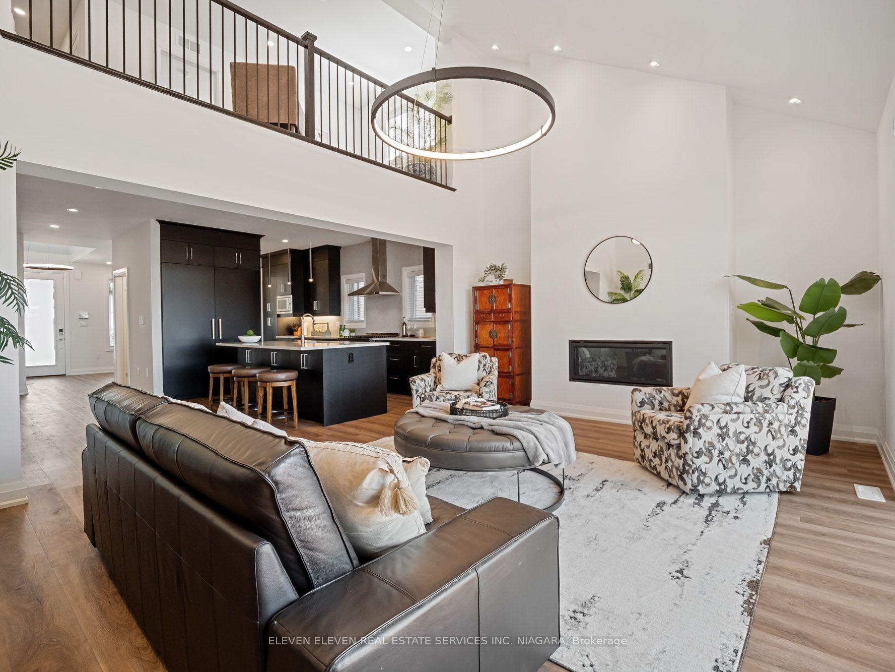 Photo 8 of 7483 Sherrilee Crescent, Niagara Falls, Brown — HOMEH
