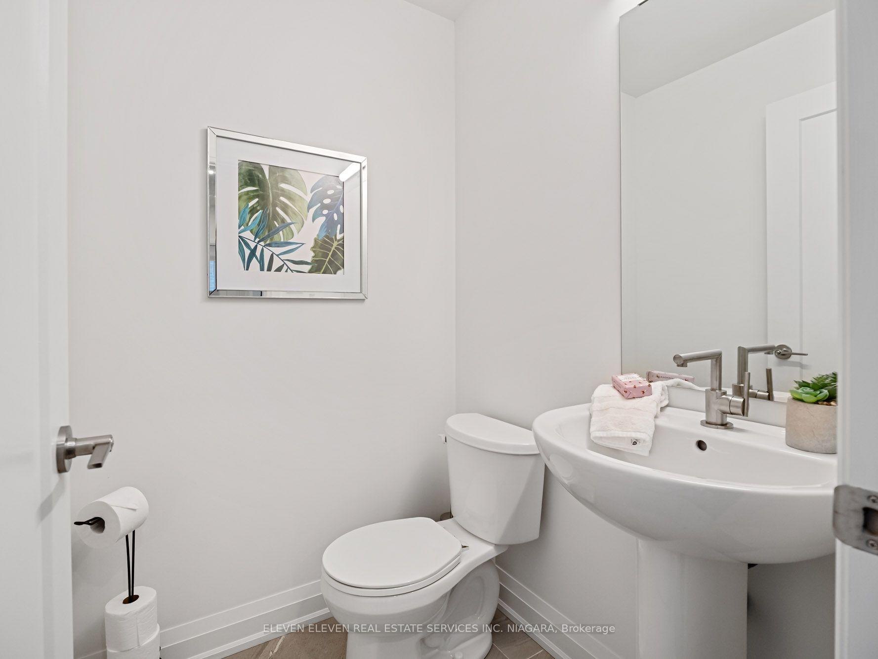 Photo 19 of 7483 Sherrilee Crescent, Niagara Falls, Brown — HOMEH