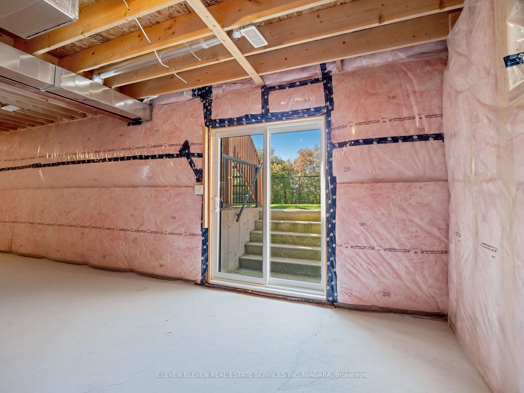 Photo 36 of 7483 Sherrilee Crescent, Niagara Falls, Brown — HOMEH