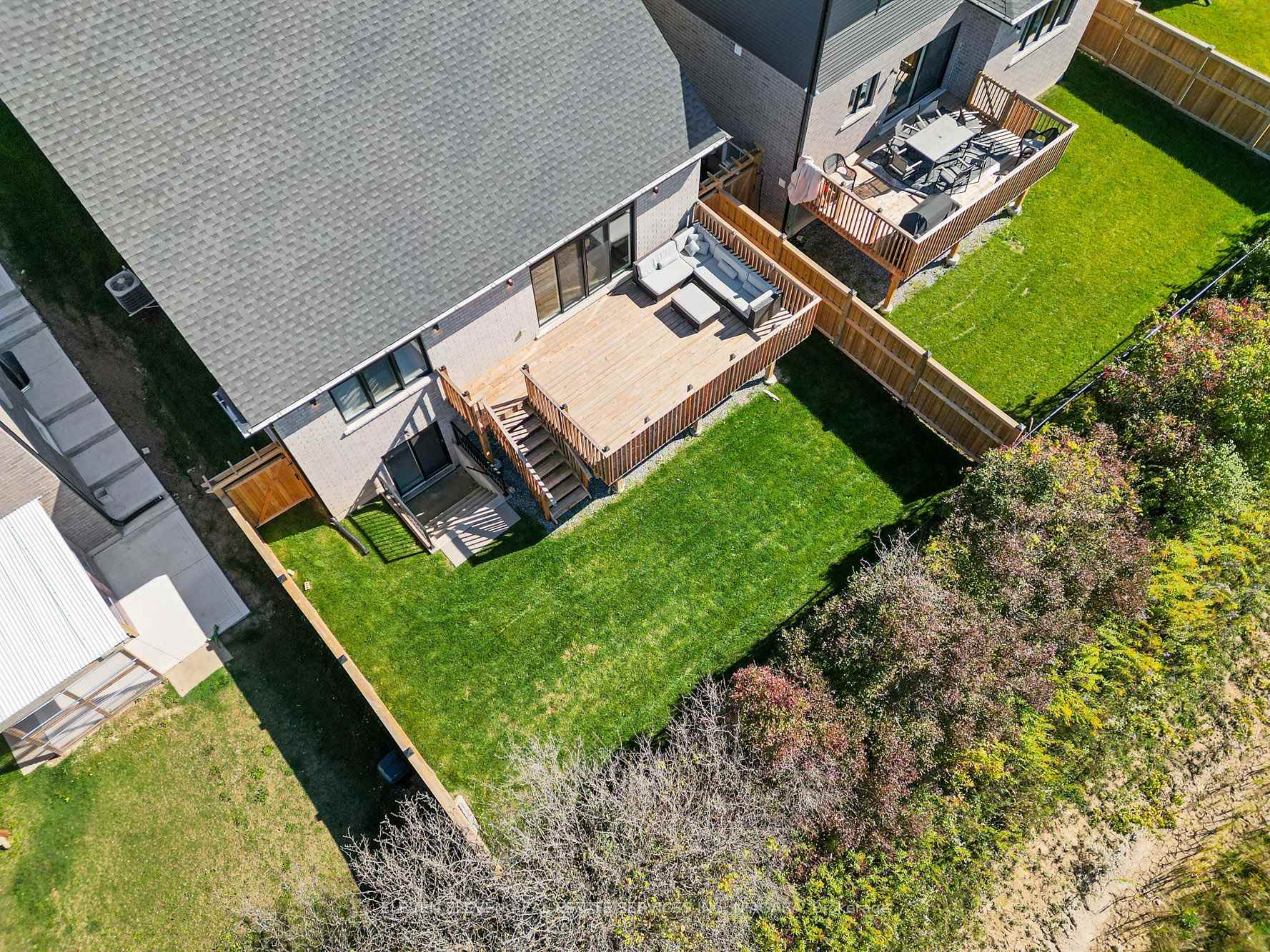 Photo 39 of 7483 Sherrilee Crescent, Niagara Falls, Brown — HOMEH