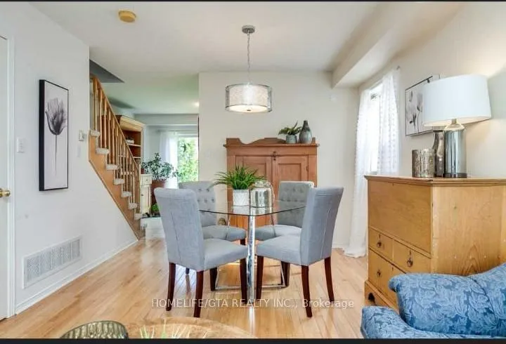 Photo 5 of 25 Haverhill Crescent, Whitby, Taunton North — HOMEH