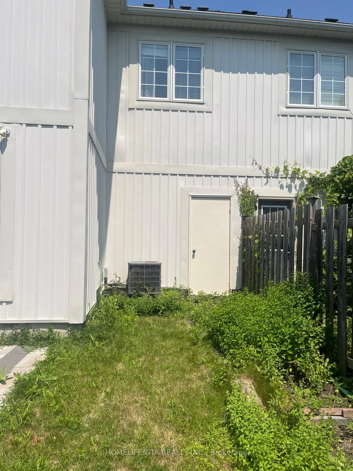 Photo 25 of 25 Haverhill Crescent, Whitby, Taunton North — HOMEH