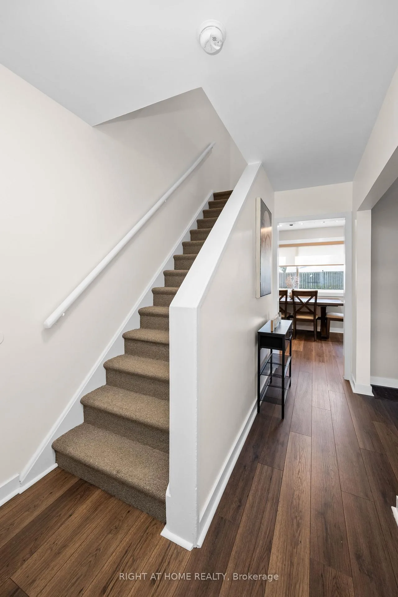Photo 17 of 305 East 24th Street, Hamilton, Burkholme — HOMEH