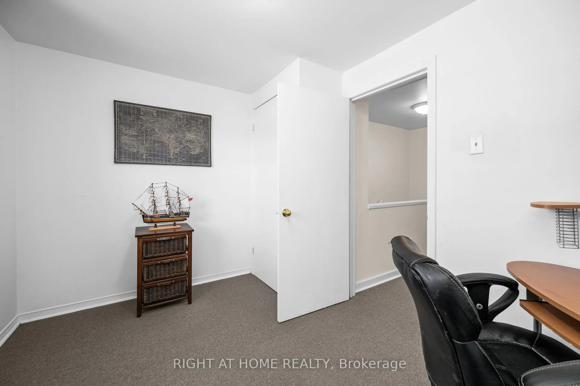 Photo 26 of 305 East 24th Street, Hamilton, Burkholme — HOMEH