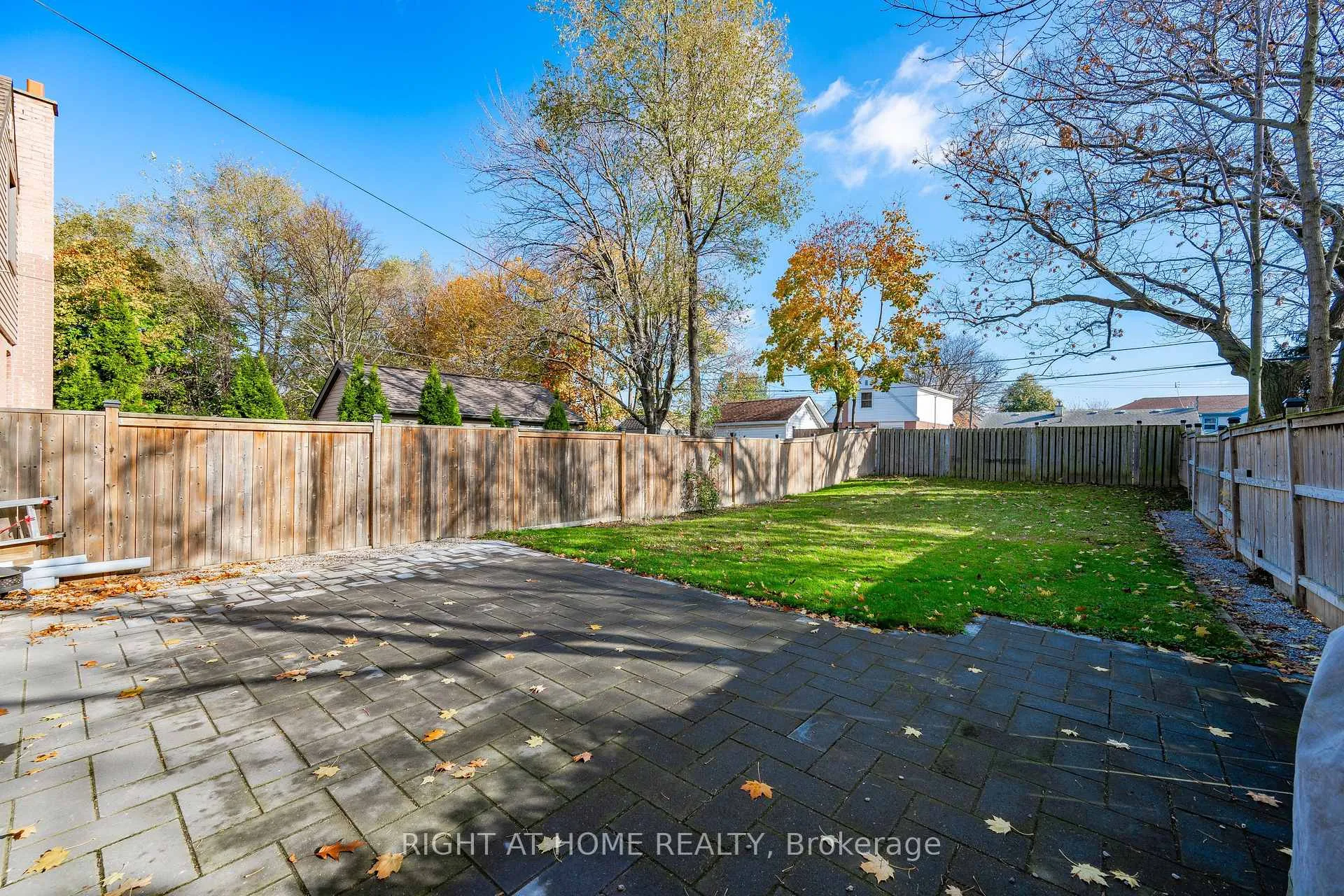 Photo 31 of 305 East 24th Street, Hamilton, Burkholme — HOMEH