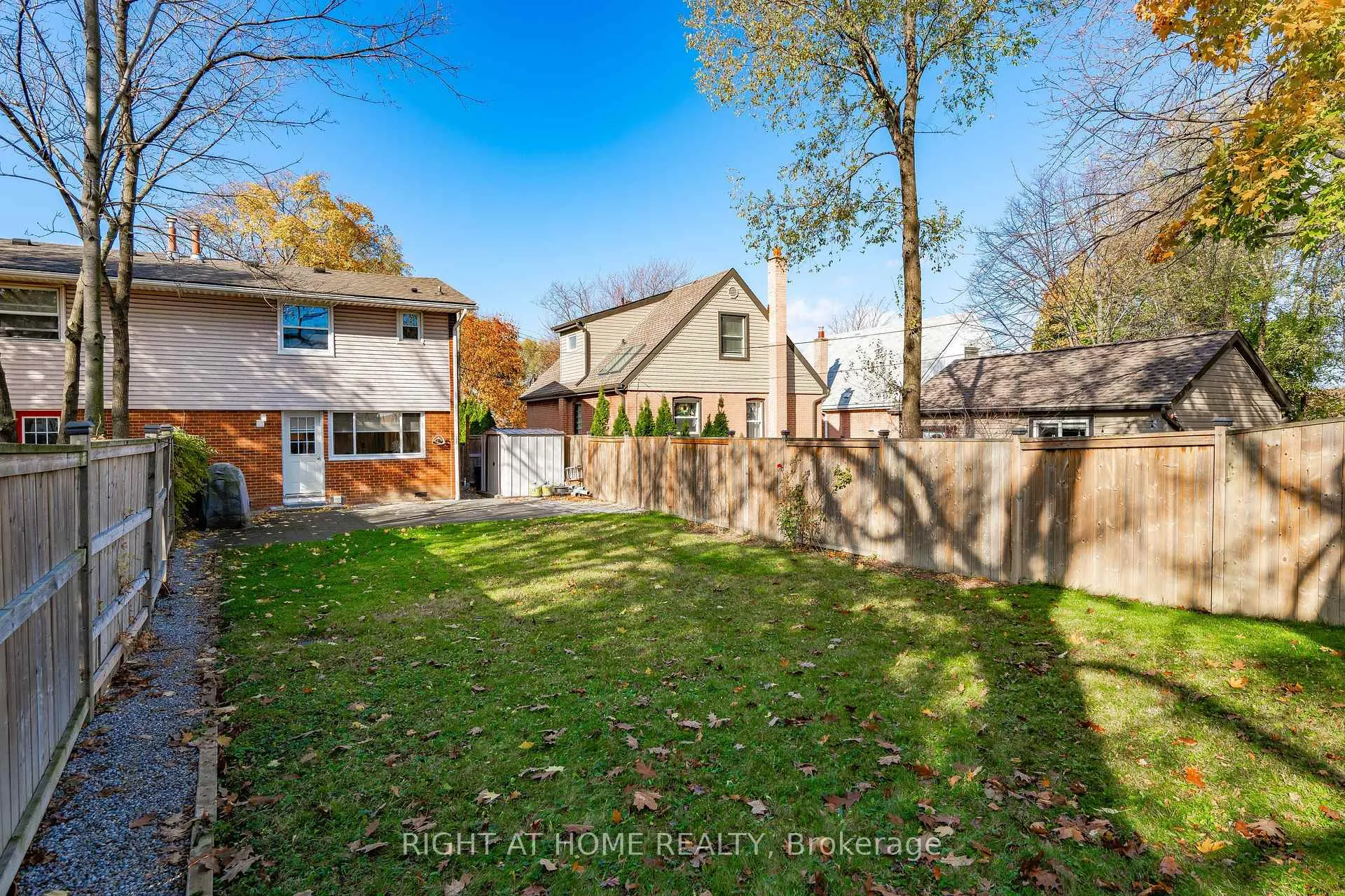 Photo 34 of 305 East 24th Street, Hamilton, Burkholme — HOMEH