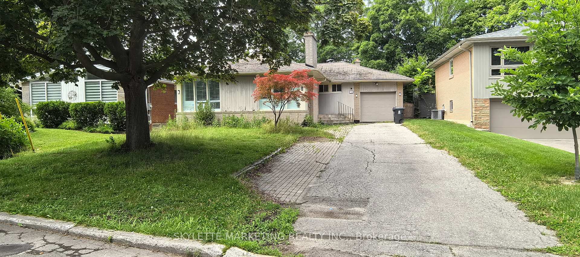 Photo 1 of Unit basement, 34 Ravenscroft Circle, North York, Bayview Village — HOMEH