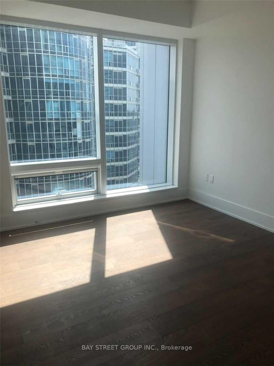 Photo 6 of Unit 3105, 10 York Street, Toronto, Waterfront Communities — HOMEH