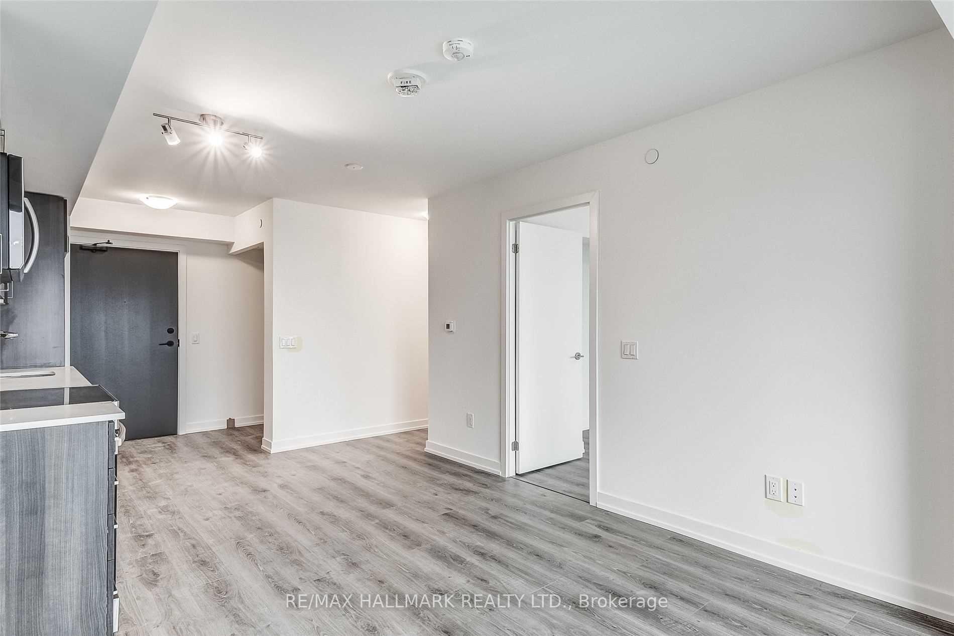 Photo 16 of Unit 1413, 1480 Bayly Street, Pickering, Bay Ridges — HOMEH
