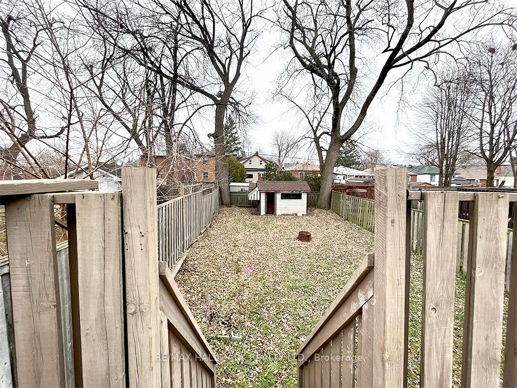 Photo 4 of 67 Claremore Avenue, Scarborough, Birchcliffe-Cliffside — HOMEH