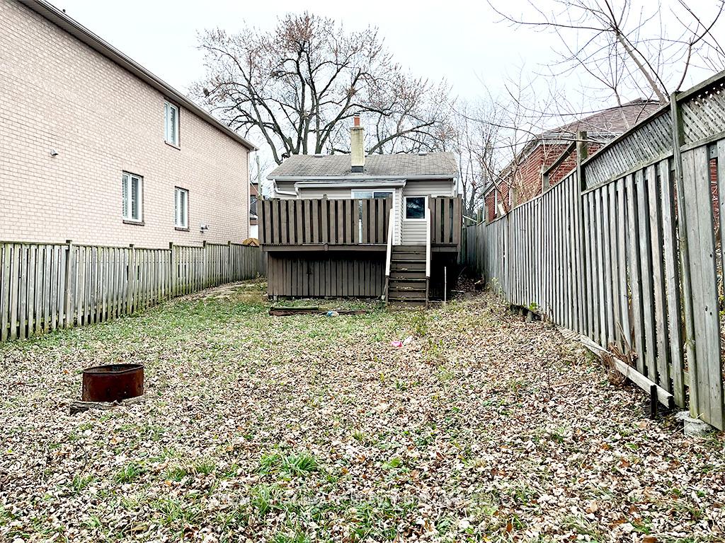 Photo 5 of 67 Claremore Avenue, Scarborough, Birchcliffe-Cliffside — HOMEH