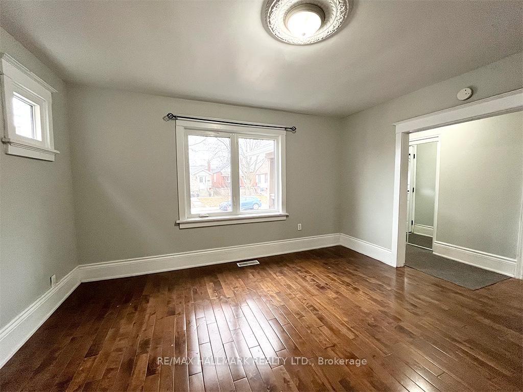 Photo 8 of 67 Claremore Avenue, Scarborough, Birchcliffe-Cliffside — HOMEH