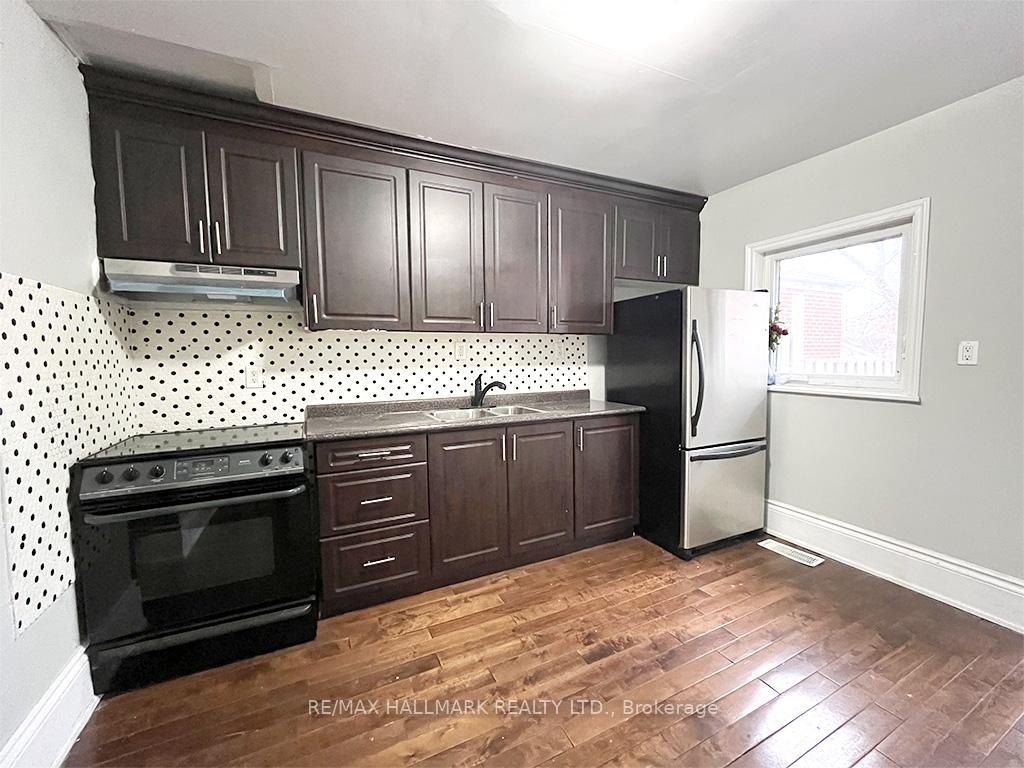 Photo 16 of 67 Claremore Avenue, Scarborough, Birchcliffe-Cliffside — HOMEH